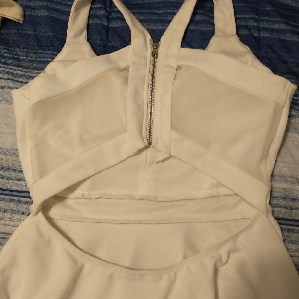 Cream dress, Windsor, size medium - Picture 3 of 4